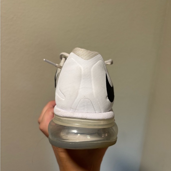 Nike Air Max White and Black Running Shoes - Picture 3 of 9